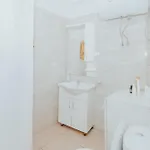 Pretty Smart Apartment *